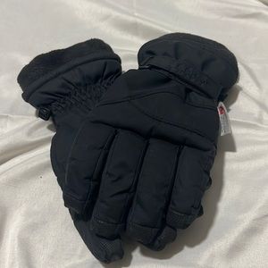 Black LLBean gloves